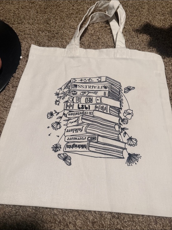 Taylor Swift Handbags - Taylor Swift album title book stack tote bag (like new)